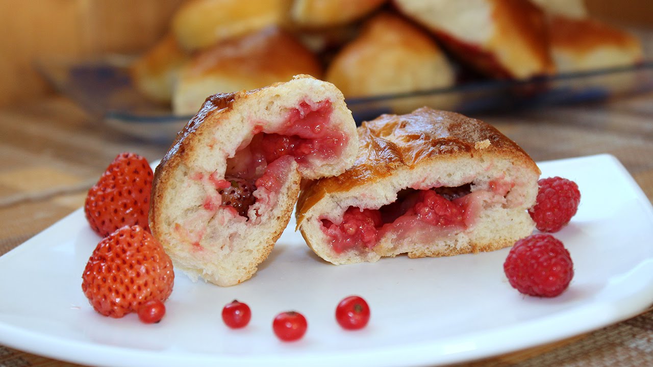 День пирожков с малиновым вареньем